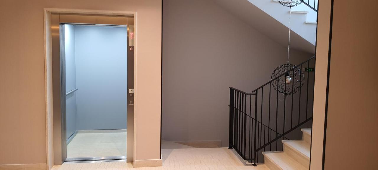 Luxury Apartment Stefanija Тиват Экстерьер фото